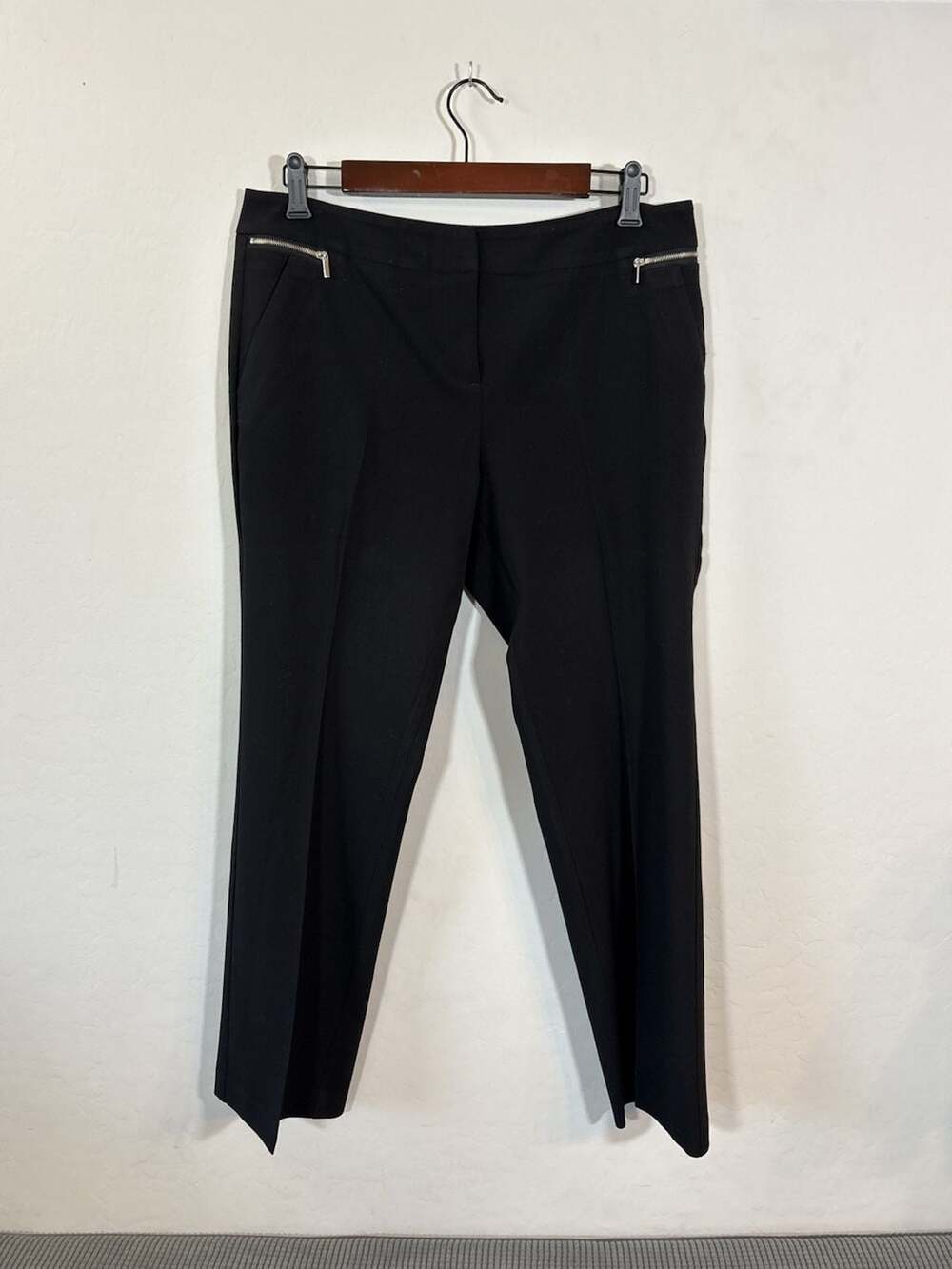 New York & Company 7th Avenue Suiting Collection Black Zipper Pocket Pants Size
